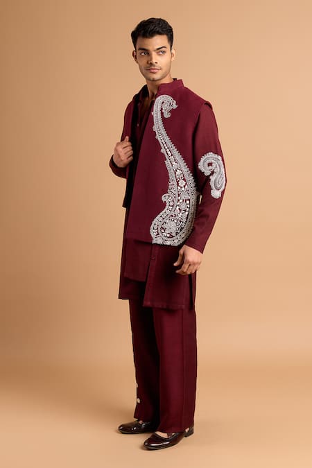 Rohit Doshi Paisley Embroidered Bundi & Kurta Set 