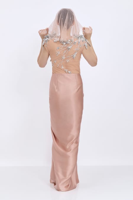 Dilnaz Hand Embroidered Head Veil 