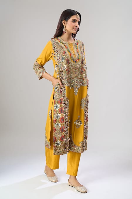 Buy_Debyani + CO_Yellow Georgette Embroidery, Zari Round Neck Kurta And Pant Set 
