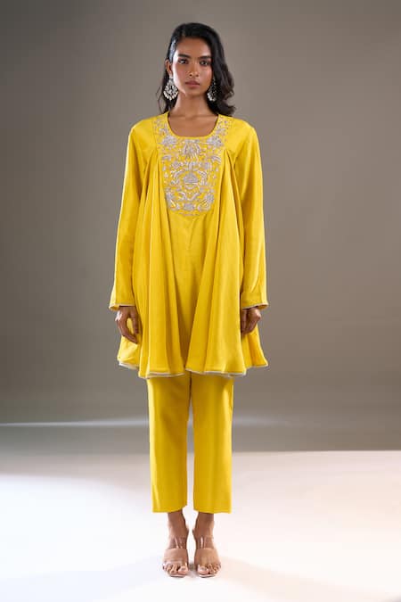 Shop Archana Shah Yellow Silk Embroidery Round Neck Yoke Kurta Set Online at Aza Fashions Shop_Archana Shah_Yellow Silk Embroidery Round Neck Yoke Kurta Set_Online_at_Aza_Fashions