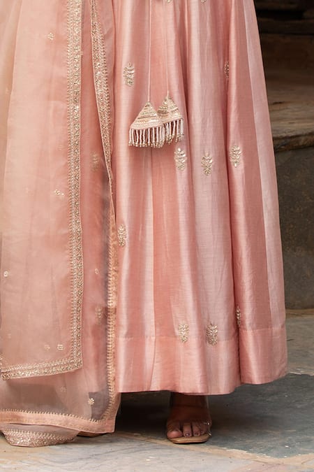 Amoree by Shikha Chaudhry_Peach Chanderi Silk, Silk, Chanderi, Organza Masakali Marodi Anarkali Set _Online_at_Aza_Fashions