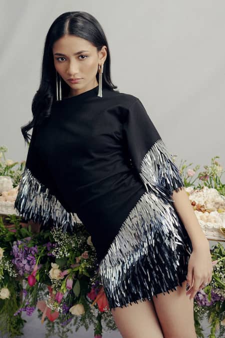 Pocket Stories_Black Jersey Fringe Crew Neck Ombre Hand Embroidered T-shirt Dress _Online_at_Aza_Fashions