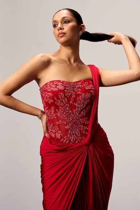 Sakshi Khetterpal_Red Net, Lycra Embroidery, Sequins Bandeau Neck Strapless Draped Saree Gown _Online_at_Aza_Fashions