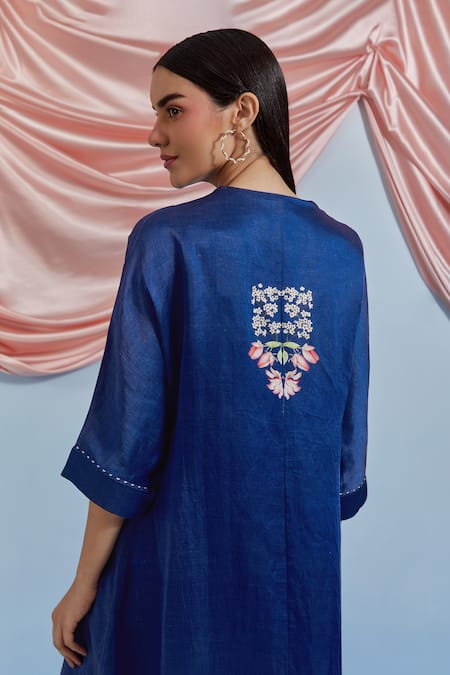 Buy Pozruh By Aiman Blue Linen, Satin Embroidery V-neck Amore Kurta Set Online at Aza Fashions Buy_Pozruh By Aiman_Blue Linen, Satin Embroidery V-neck Amore Kurta Set _Online_at_Aza_Fashions