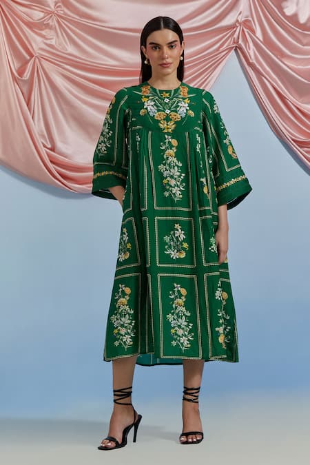 Pozruh By Aiman Bouquet Print Pleated Dress 