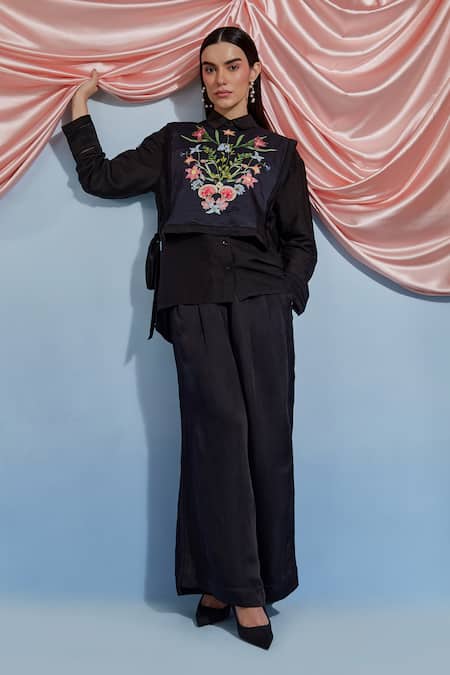 Buy_Pozruh By Aiman_Black Linen, Satin, Silk Embroidery, Piping Luna Pant 