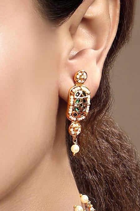 Hrisha_Gold Plated Pearls, Gemstones Floral Carved Necklace Set _Online_at_Aza_Fashions