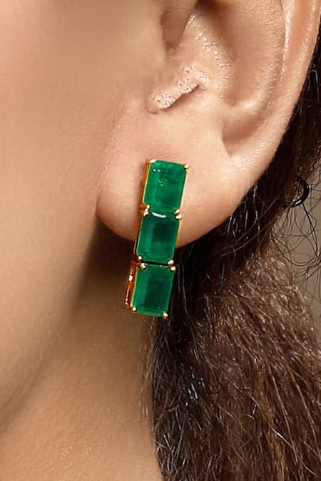 Shop_Hrisha_Gold Plated Stones Emerald Layered Necklace Set _Online_at_Aza_Fashions