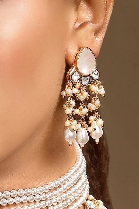 Hrisha Shell Pearl Earrings 
