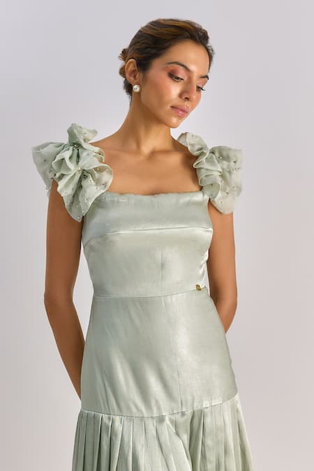 Emblaze_Green Organza, Shantoon Square Neck Ruffled Shoulder Midi Dress _at_Aza_Fashions