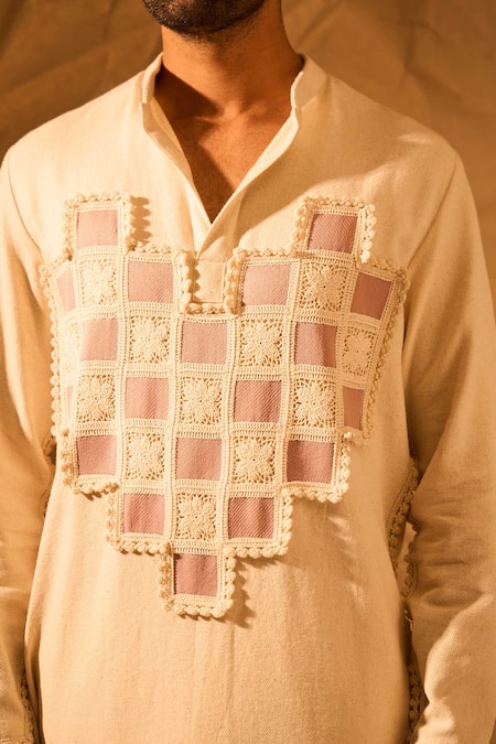 Shop_Rohit Doshi_Cream Lace, Patchwork Herringbone Weave Heart Pattern Kurta 