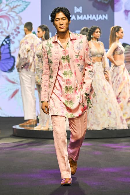 Mahima Mahajan_Blush Linen, Satin Embroidery Nawal Quilted Hand Blazer Kurta Set _at_Aza_Fashions