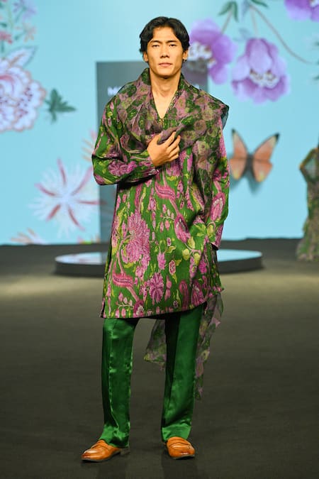 Mahima Mahajan Abheer Floral Pintuck Kurta Set 
