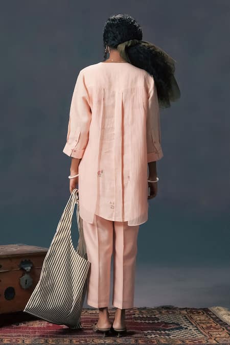 Buy Arcvsh By Pallavi Singh Pink Chanderi, Linen Embroidery V-neck Old Rose Double Layer Shirt Online at Aza Fashions Buy_Arcvsh By Pallavi Singh_Pink Chanderi, Linen Embroidery V-neck Old Rose Double Layer Shirt _Online_at_Aza_Fashions