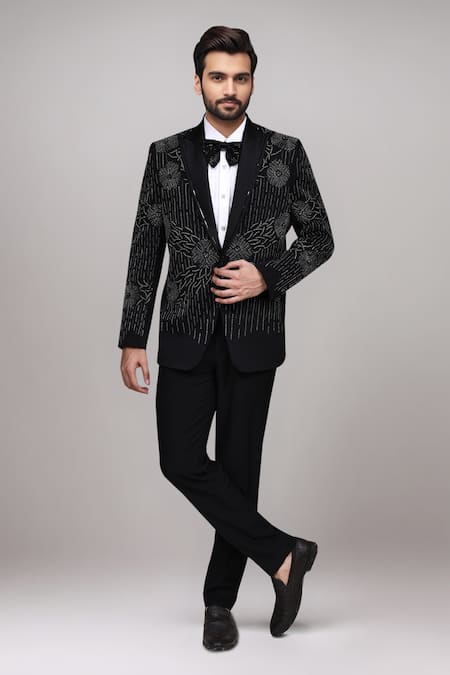 Arihant Rai Sinha Embroidered Suit Set 