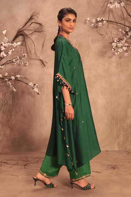 Label Niti Bothra Embroidered Green Kaftan & Pant Set 