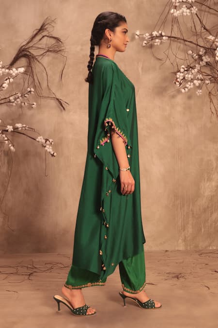 Buy_Label Niti Bothra_Green Silk Gota Patti, Embroidery V-neck Kaftan And Pant Set _Online_at_Aza_Fashions