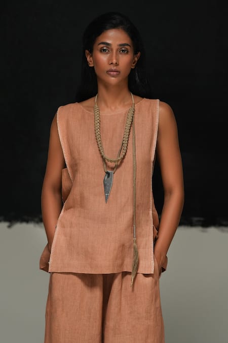 Buy Urvashi Kaur Orange Linen Aron Handwoven Pant Online at Aza Fashions Buy_Urvashi Kaur_Orange Linen Aron Handwoven Pant _Online_at_Aza_Fashions