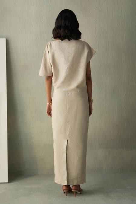 Febo6 Desert Linen Embroidered Motif Top 