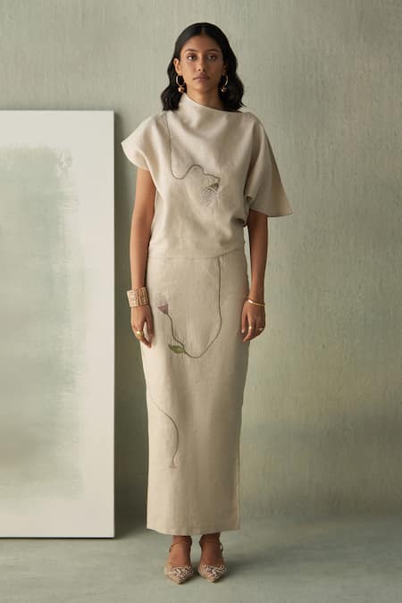 Febo6 Desert Blooming Pod Embroidered Long Skirt 