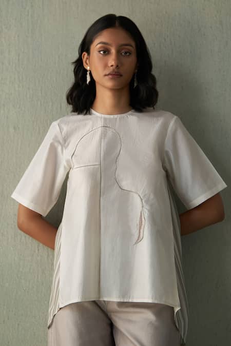 Febo6 Off White Silk Embroidery Round , Keyhole Leaf And Twig Top 