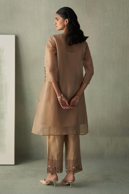 Febo6 Garden Floral Embroidered Kurta With Trouser 