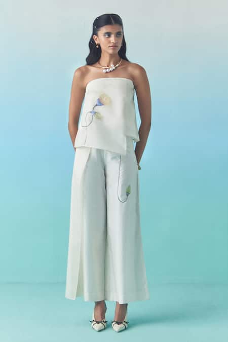 Buy_Febo6_Off White Silk, Organza Embroidery Bandeau Neck Hand Floral Strapless Top _Online_at_Aza_Fashions