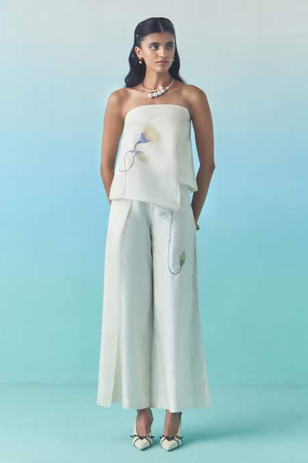 Febo6 Off White Silk Embroidery Hand Floral Motif Trouser at Aza Fashions Febo6_Off White Silk Embroidery Hand Floral Motif Trouser _at_Aza_Fashions