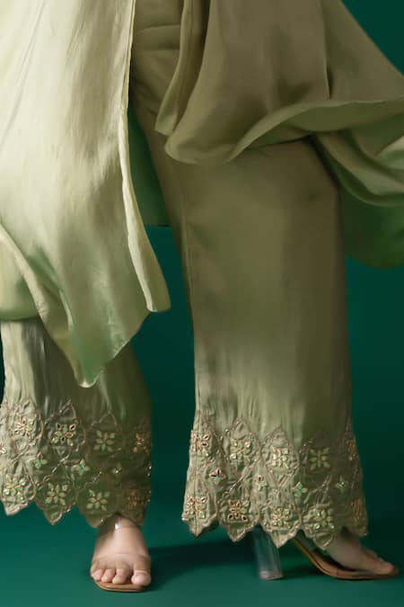 Label Shristi Chetani Green Silk Embroidery, Mirrors Round Neck Hand Overlay Kurta Set Online at Aza Fashions Label Shristi Chetani_Green Silk Embroidery, Mirrors Round Neck Hand Overlay Kurta Set _Online_at_Aza_Fashions