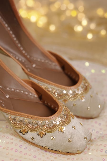 Buy_Sole Mates by Palak_Gold Sitara Embellished Raw Silk Juttis _Online_at_Aza_Fashions