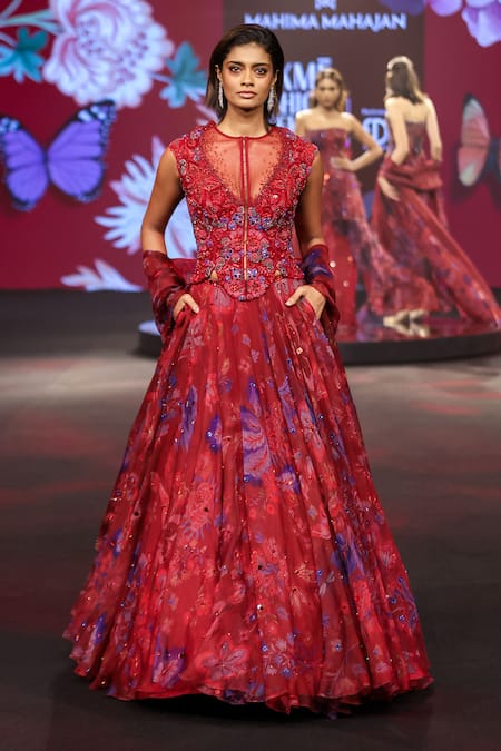Mahima Mahajan_Red Silk Organza Sequins, Beads, Embroidery V-neck, Zohra Floral Lehenga Set _Online_at_Aza_Fashions