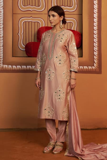 Buy_Thetaa_Pink Chanderi Silk Embroidery, Mirrors, Fringe, Gota Patti Round Hand Kurta Set _Online_at_Aza_Fashions