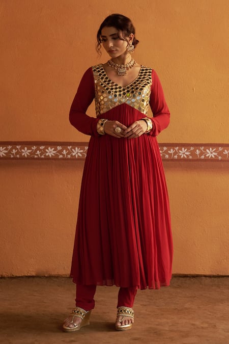 Shop_Thetaa_Red Georgette, Silk, Shantoon Mirrors, Zari V-neck Embroidered Anarkali Set _Online_at_Aza_Fashions