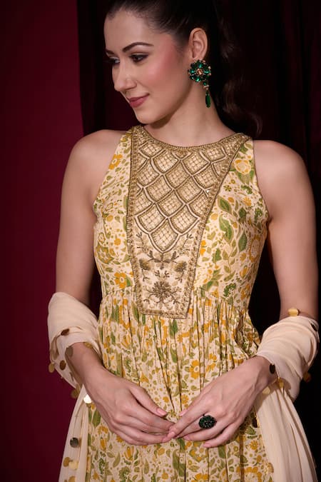 Aayushi Maniar_Yellow Crepe, Georgette Embroidery, Rasika Printed Peplum Tunic Gharara Set _at_Aza_Fashions