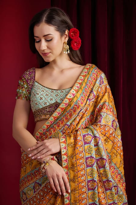 Aayushi Maniar_Yellow Organza, Tissue Shakuntala Printed Pre-draped Saree With Blouse _at_Aza_Fashions
