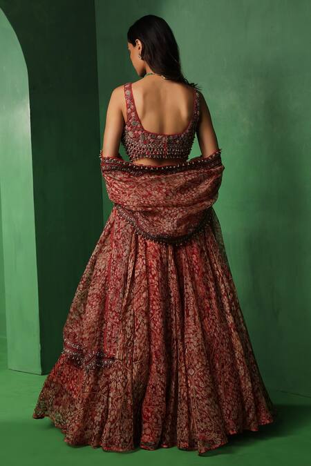 Ridhima Bhasin_Red Organza Embroidery, Beads, Sequins, Zari Square Aureen Print Lehenga Set  _at_Aza_Fashions
