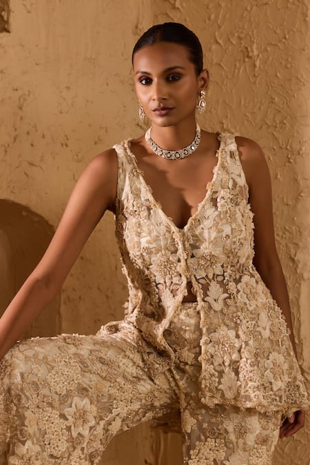 Buy_Ridhima Bhasin_Ivory Net Embroidery, Zari, Sequins, Beads V-neck Scarlet Floral Kurta Set _Online_at_Aza_Fashions