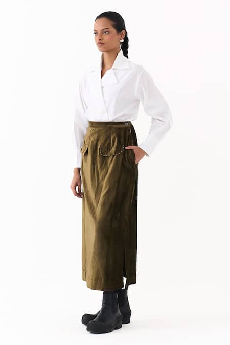 Buy_Three_White Poplin, Velvet Collared Shirt And Flap Skirt Set 