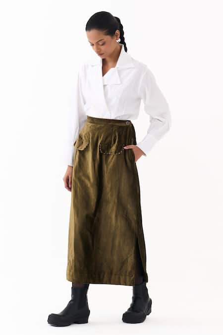 Shop_Three_White Poplin, Velvet Collared Shirt And Flap Skirt Set 