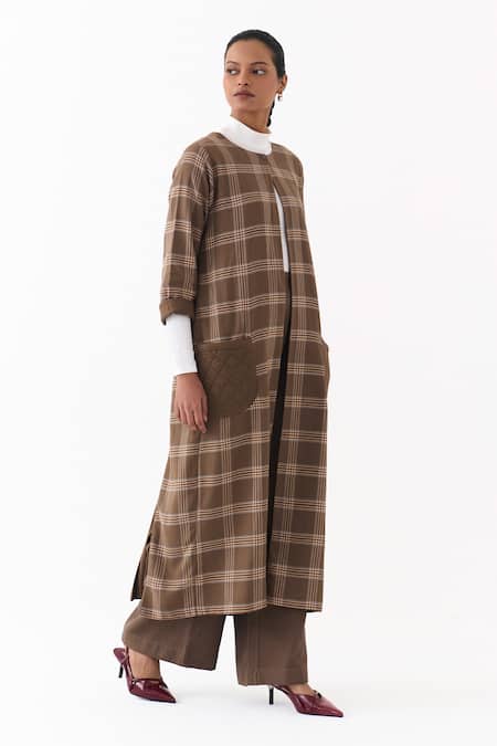 Buy_Three_Brown Round Neck Cedar Check Pattern Jacket And Pant Set 