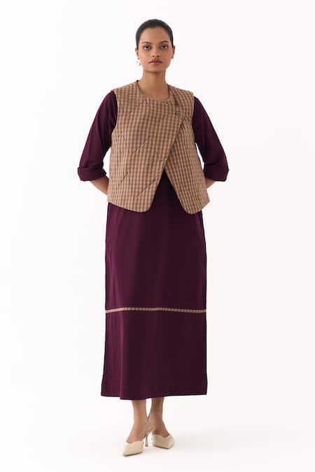 Three Quilted Vest With Midi Dress 