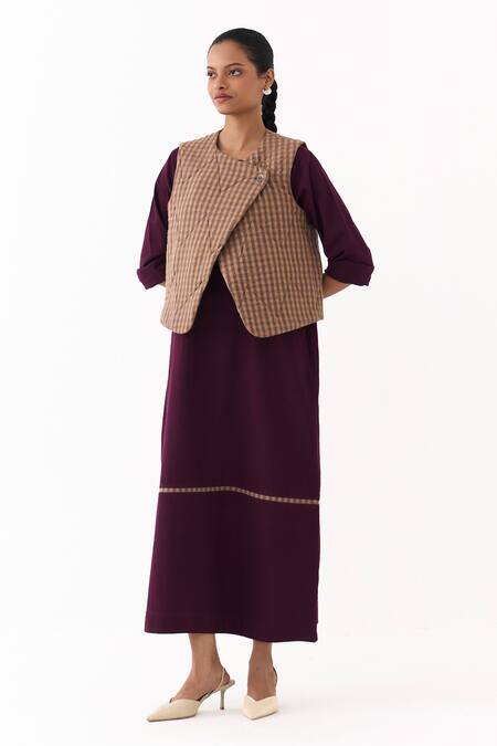 Three_Wine Twill Round Neck Quilted Vest With Midi Dress _at_Aza_Fashions