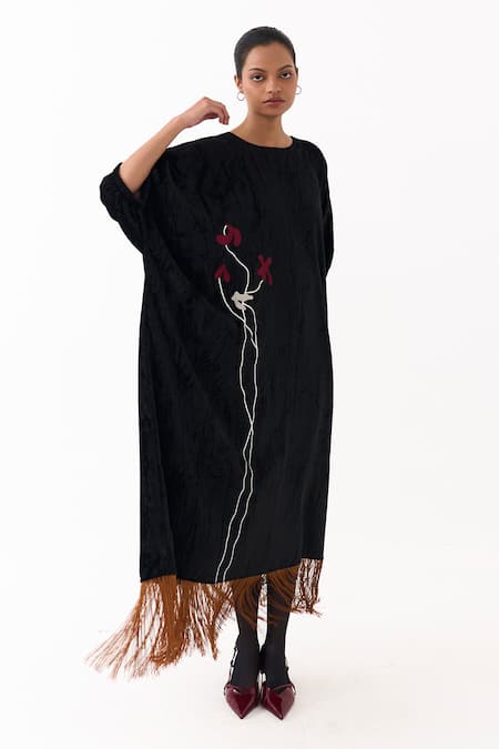 Buy_Three_Black Velvet Applique, Fringe Round Neck Poppy Kaftan 