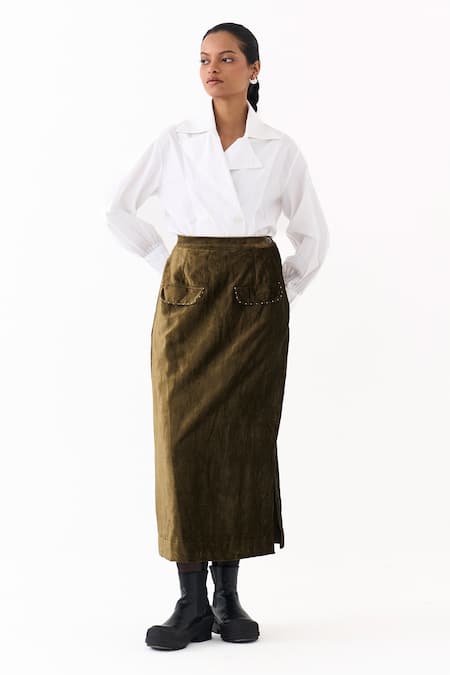 Three Velvet Flap Skirt 