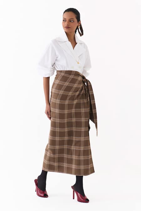 Shop_Three_Brown Checkered Print Twist Skirt _Online_at_Aza_Fashions
