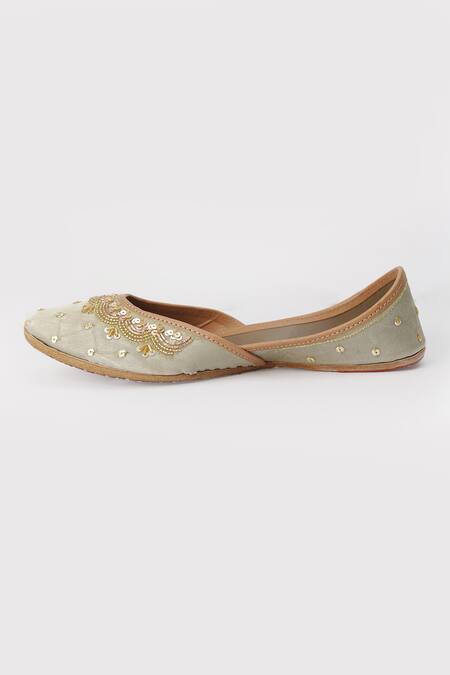 Buy_Sole Mates by Palak_Gold Sitara Embellished Raw Silk Juttis 
