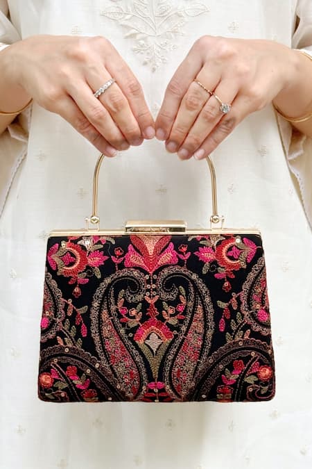 Amyra Rumi Thread Embroidered Clutch 