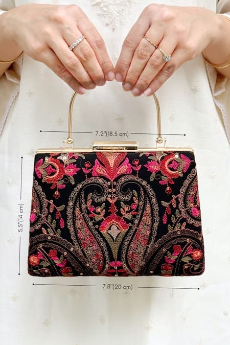 Buy_Amyra_Black Embroidery, Sequins Rumi Thread Clutch_Online_at_Aza_Fashions