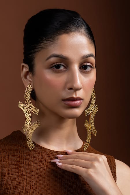 Ethnic Andaz Kalchakra Lattice Semi-Circle Earrings 