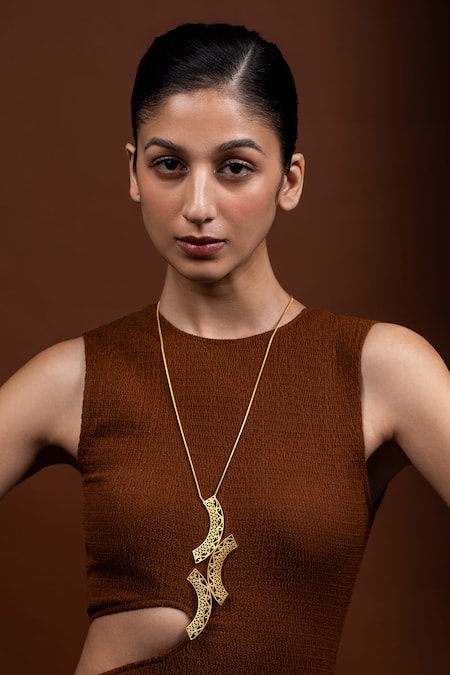 Ethnic Andaz Kalchakra Lattice Vertical Necklace 